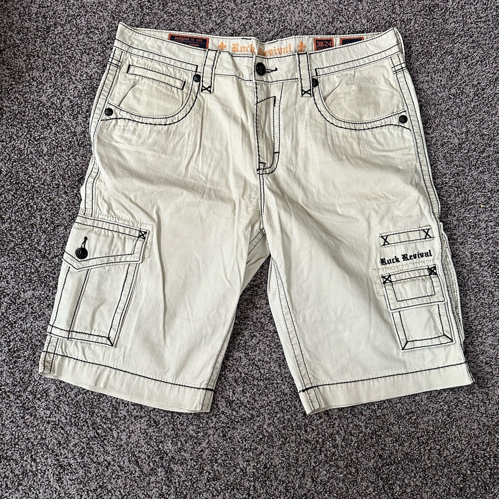 Rock Revival Men's Light Tan Cargo Shorts
